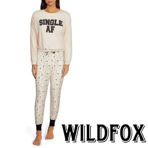 WILDFOX INTIMATES CREWNECK LONGSLEEVE DEW CINCHED WAIST SIZE SMALL NWT - Picture 1 of 4